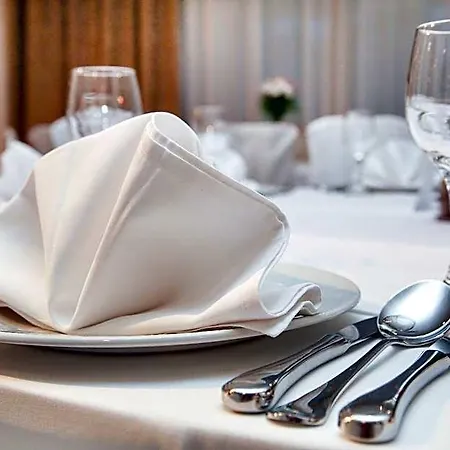 Zagreb Hotel 2*