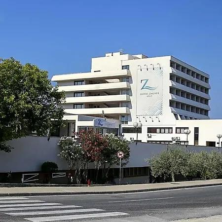 Zagreb 2* Split